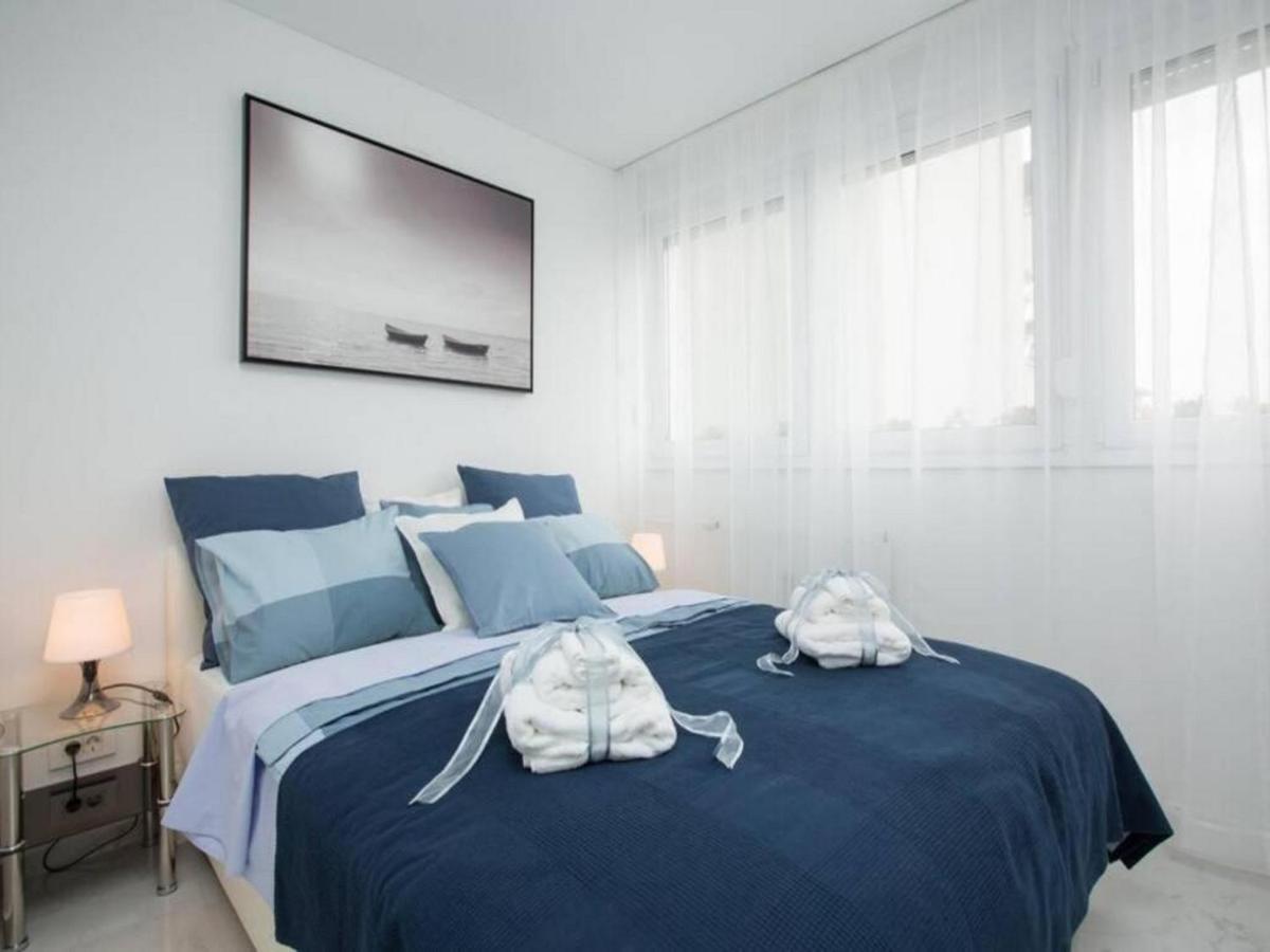 Modern & Luxury Apt Zagreb Airport W/ Free Wifi Apartment Velika Gorica Exterior photo